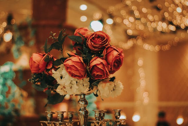 come creare un centrotavola fiorito